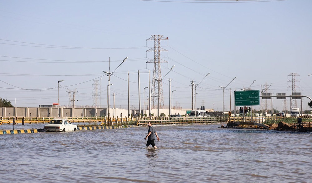 خطر آلودگی نفتی بر اثر سیل خوزستان
