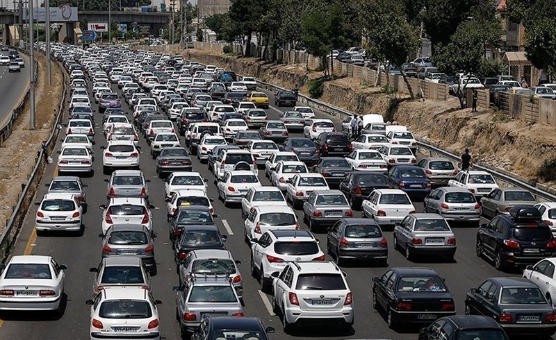 وجود ترافیک سنگین در آزادراه تهران-کرج