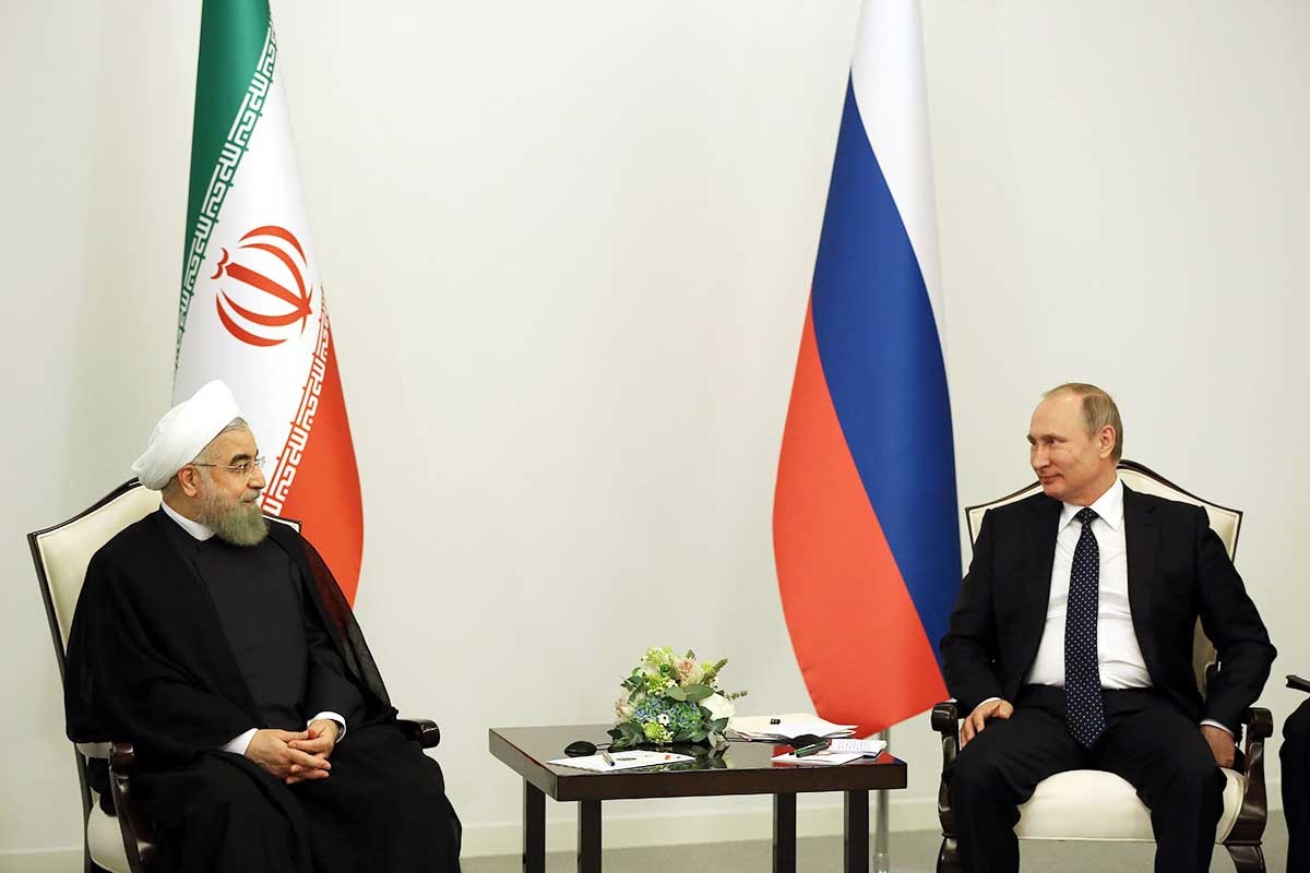 نیوزویک:آیا ایران و روسیه بزودی از متحدانی نزدیک به رقبایی جدی تبدیل می شوند؟