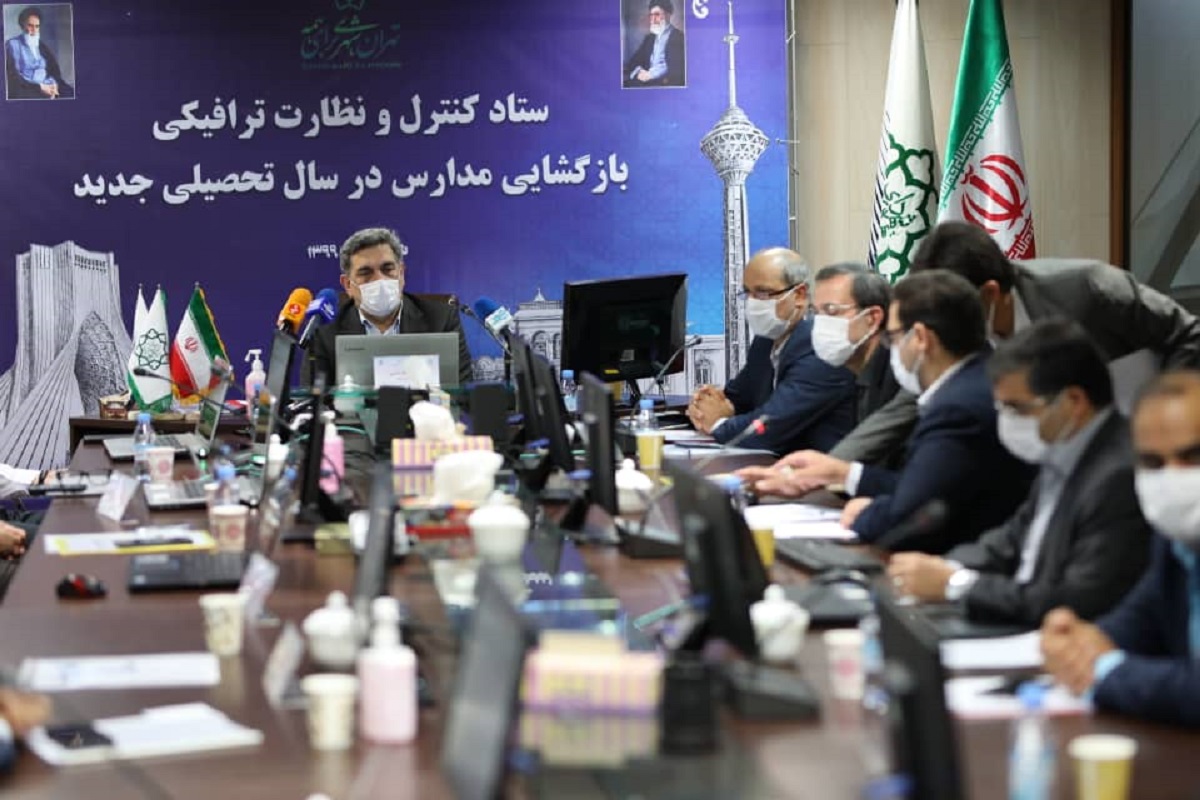 شهردار تهران: اجازه حفاری تا یک ماه در مسیر مدارس را نمی‌دهیم