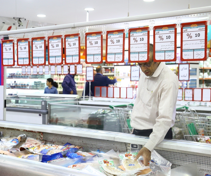 تکذیب عرضه مرغ و گوشت بدبو در فروشگاه‌های شهروند/ فروش 400میلیون تومانی شب تا صبح یکی از فروشگاه‌ها