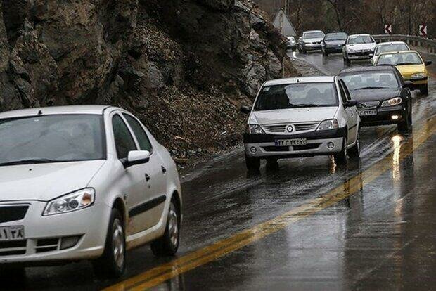 بارش باران در محورهای پنج استان