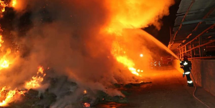 آتش‌سوزی گسترده در گمرک مرزی افغانستان با ایران +فیلم