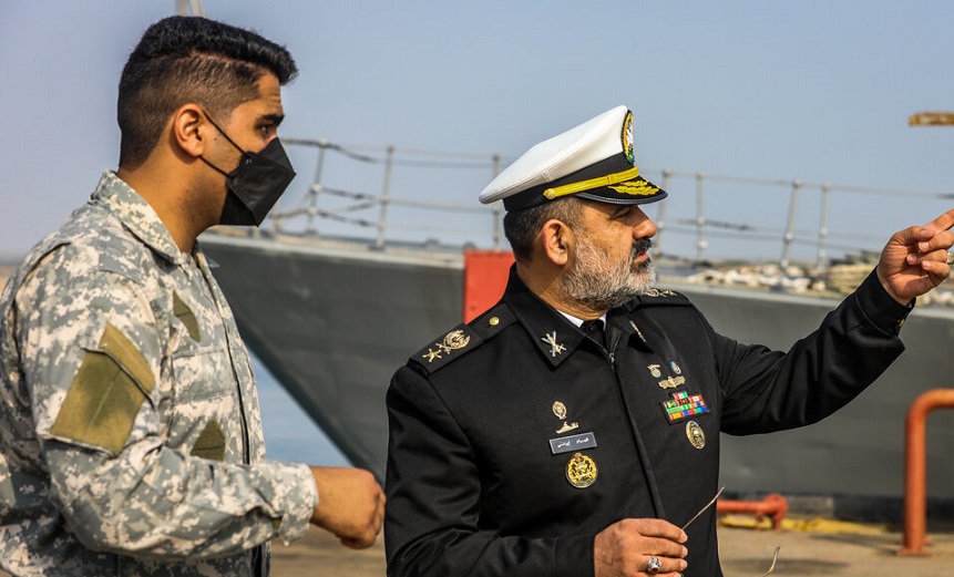 فرمانده نیروی دریایی ارتش: بیخ گوش اسرائیل شناورهای ایرانی را در کانال سوئز اسکورت کردیم