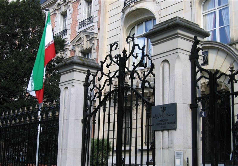  تعرض گروهک کومله به سفارت ایران در پاریس
