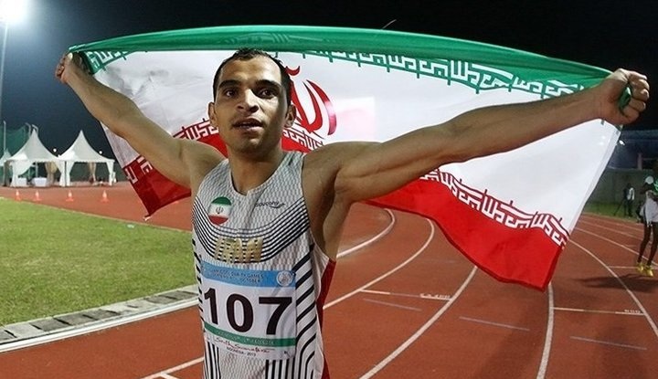 
کفش های دونده ۱۰۰ متر ایران را دزیدند
