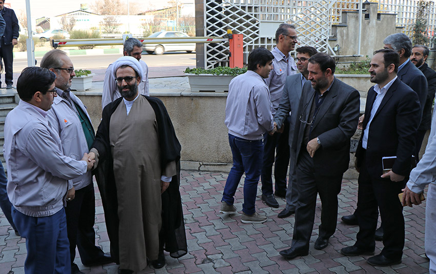 بازدید اعضای کمیسیون آموزش و تحقیقات مجلس شورای اسلامی از مرکز تحقیقات و نوآوری سایپا