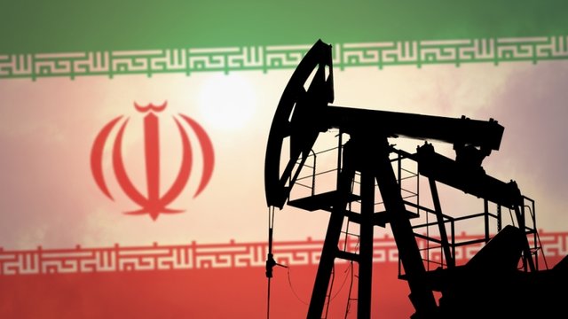 تولید نفت خام ایران به پایین‌ترین سطح ۴۰ساله رسید