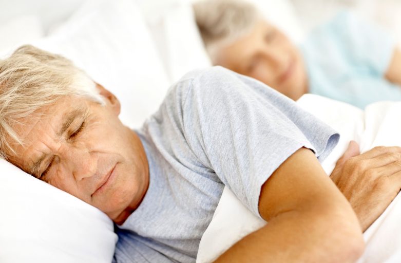 آیا خواب طی روز برای میانسالان مفید است؟