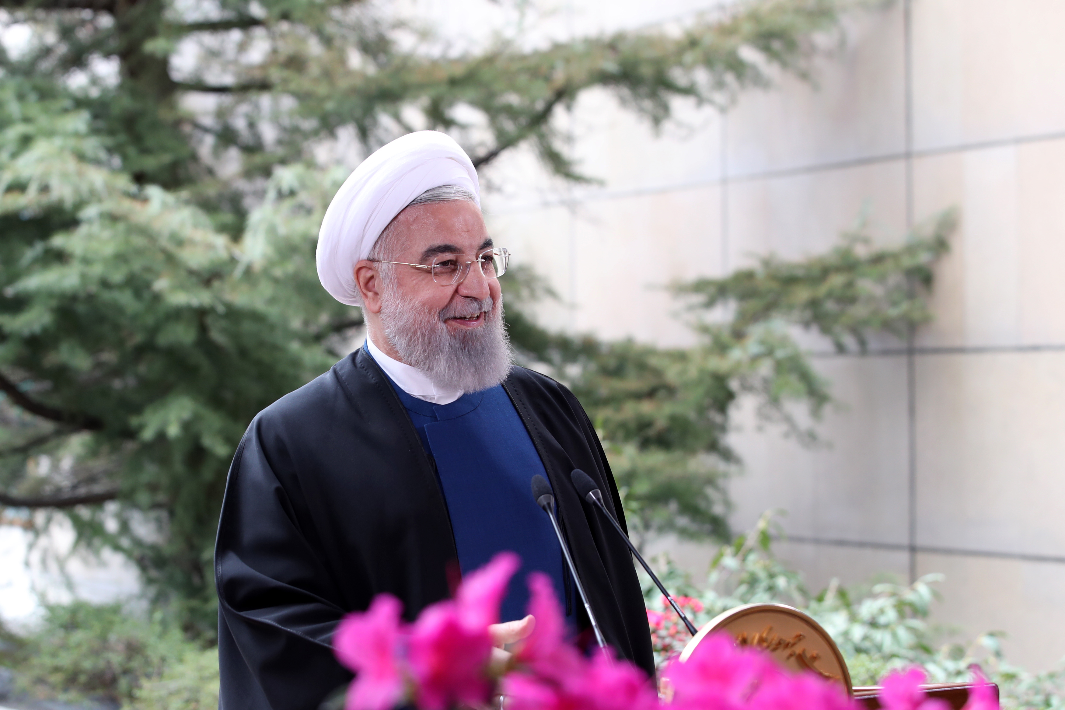 روحانی آغاز سال ۱۴۰۰ را به مردم ایران تبریک گفت