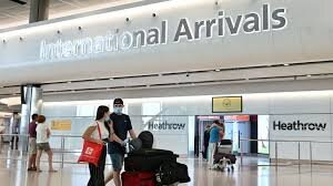 همه مسافران پروازهای خارجی در بریتانیا قرنطینه می‌شوند