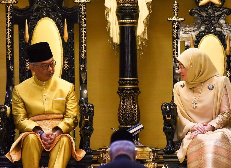 مراسم تاجگذاری سلطان جدید مالزی +تصاویر