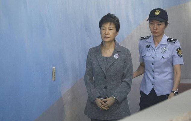 صدور حکم زندان برای رییس‌جمهوری سابق کره‌جنوبی 