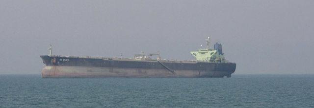 نقص فنی نفتکش ایرانی در دریای سرخ/ کارکنان در وضعیت آمادگی کامل هستند