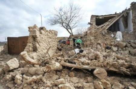 زلزله زدگان ۷ میلیون تومان کمک بلاعوض می‌گیرند