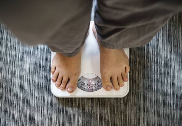 خطر  کاهش وزن در بازه زمانی کوتاه