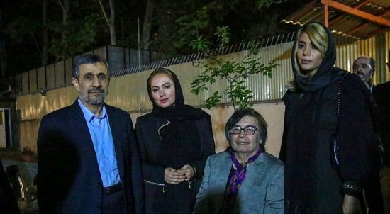 دو بازیگر سرشناس در افطاری احمدی‌نژاد +عکس