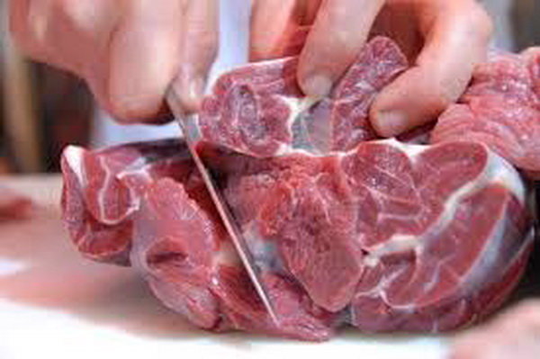 توزیع گوشت وارداتی برای تنظیم بازار عید قربان + قیمت‌ها 