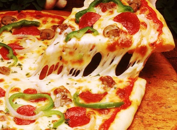 پیتزا با طعم سلبریتی!