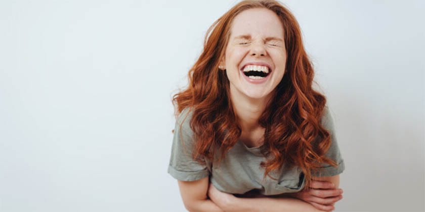 خنده عصبی نمایانگر چه بیماری هایی است؟ + درمان