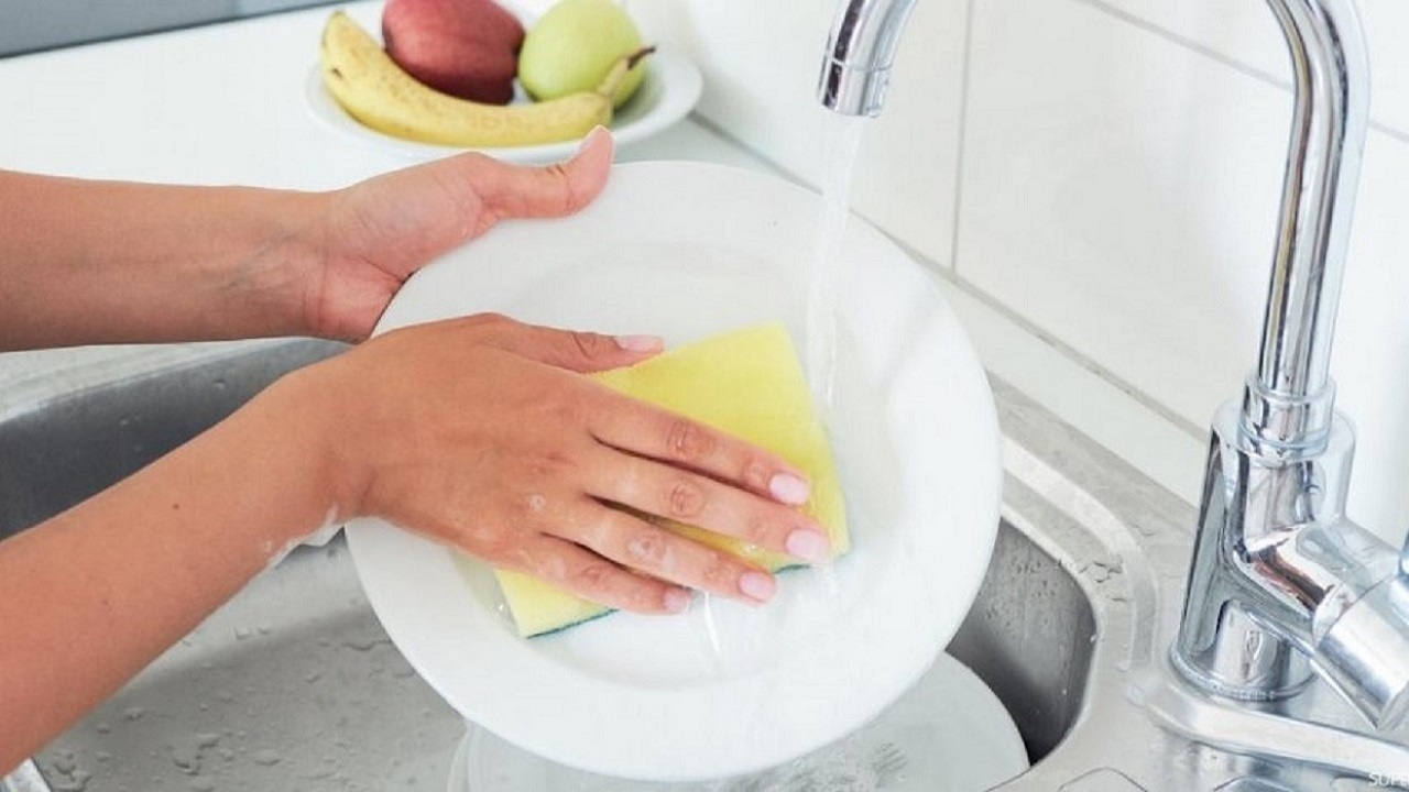 
فواید باورنکردنی شستن ظرف با دست!