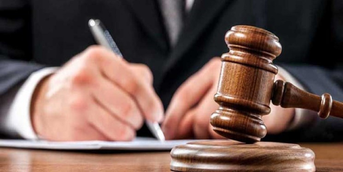 سومین جلسه دادگاه رسیدگی به اتهامات رئیس اسبق سازمان خصوصی‌سازی