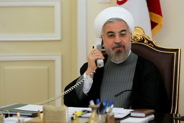 روحانی: امیدواریم آمریکا دست به کار اشتباهی نزند