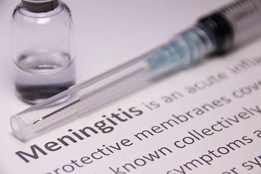 مننژیت چیست؟ ۰ تا ۱۰۰با انواع مننژیت و راه های درمان و تشخیص
