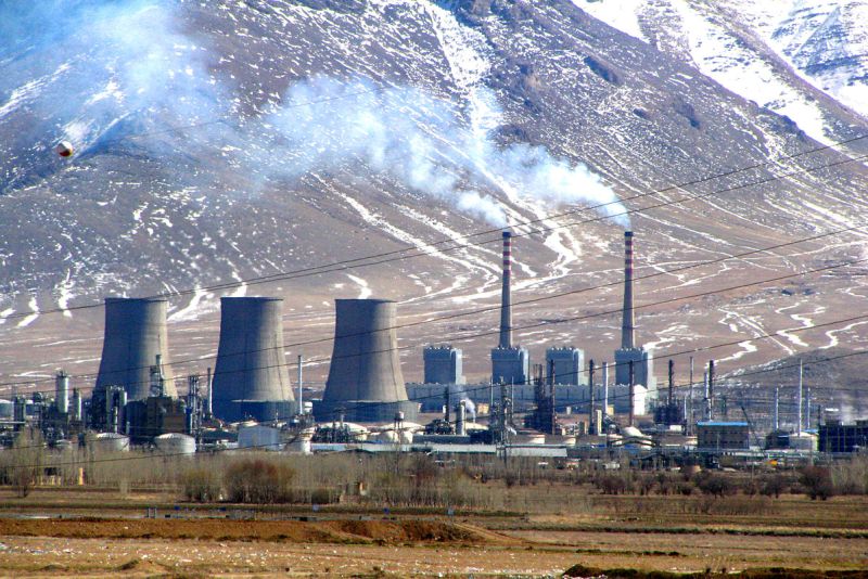 افزایش آلودگی هوا به دلیل بازدهی پایین نیروگاه‌ها