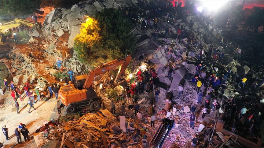 افزایش شمار قربانیان زلزله ازمیر ترکیه
