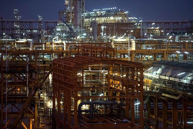 در پارس جنوبی از قطر پیش افتاده‌ایم/ فضا برای فعالیت شرکت‎های داخلی در صنعت نفت فراهم است