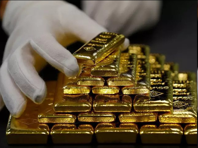 سقوط طلا و نقره ناشی از فشار فروش/ اثر منفی افزایش بازده اوراق قرضه بر فلزات گرانبها