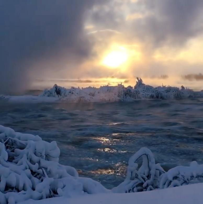 آبشار نیاگارا یخ زد + فیلم