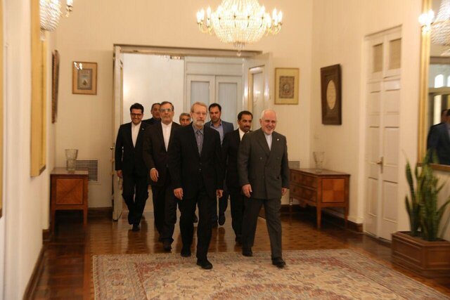 دیدار لاریجانی با ظریف در وزارت خارجه