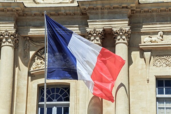 اقتصاد فرانسه ۱۳.۸درصد کوچک شد
