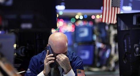 ریزش بازارهای سهام در پی بدترین افت اقتصاد آمریکا