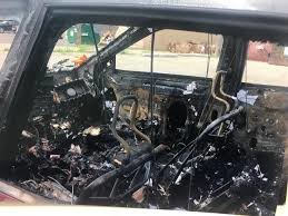 گوشی های سامسونگ همچنان آتش می‌گیرد/ گلکسی؛ یک خودروی آمریکایی را آتش زد